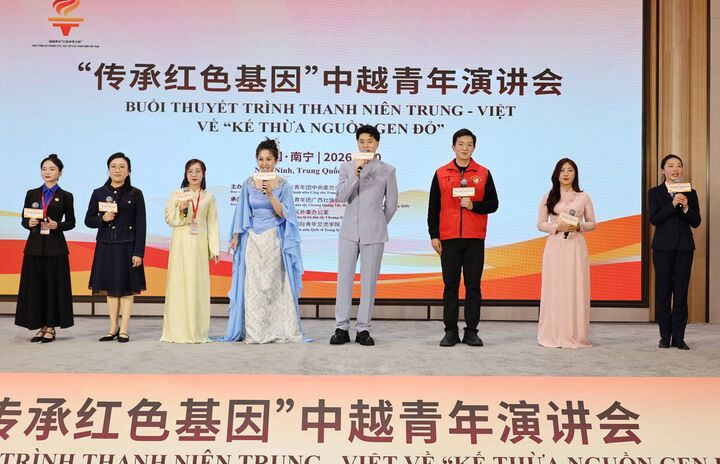 Vietnamese, Chinese youth foster ties in carrying forward revolutionary traditions