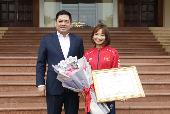 Nữ hoàng điền kinh viết nên khát vọng Việt với 15 Huy chương Vàng