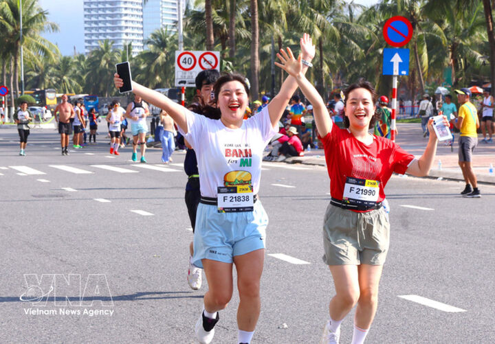 Vietnamese runners shine at Da Nang International Marathon 2026