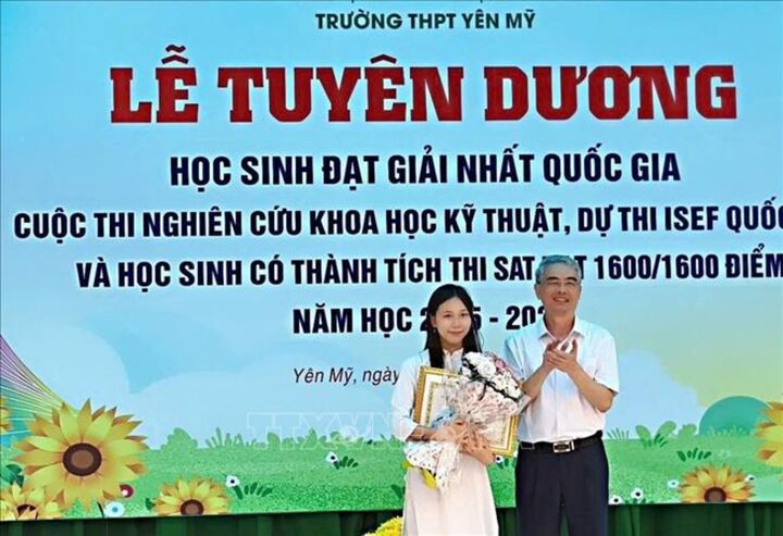 Hành trình vươn ra thế giới từ lớp học phổ thông