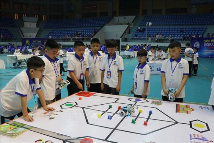 Nơi ươm mầm những tài năng khoa học, công nghệ nhí