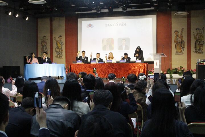Vietnamese youth in Europe strengthen ties, expand network