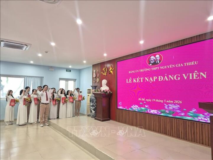Bước chuẩn bị nguồn cán bộ trẻ cho tương lai