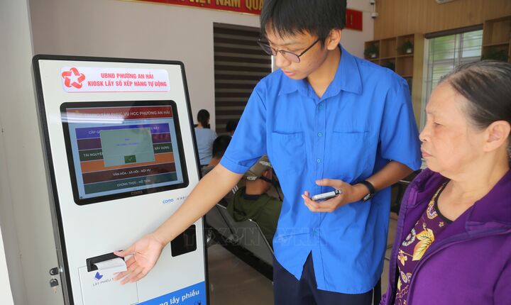 Thanh niên đồng hành, chuyển đổi số trở nên dễ tiếp cận