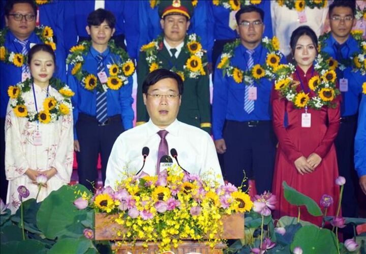 Tuổi trẻ giữ vững tinh thần dấn thân, học tập suốt đời để làm chủ tương lai