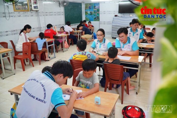 Kỳ nghỉ hè đặc biệt của những ‘thầy cô giáo’ tuổi học trò