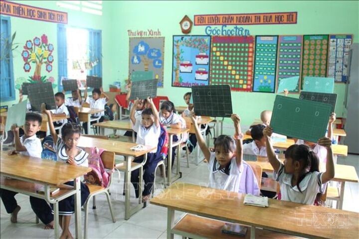 Chuẩn tiếng Việt cho trẻ vùng cao đón năm học mới