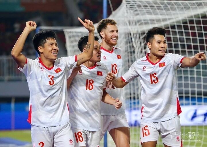 Vietnam rout Indonesia to put one foot in ASEAN Cup 2026 semi-finals