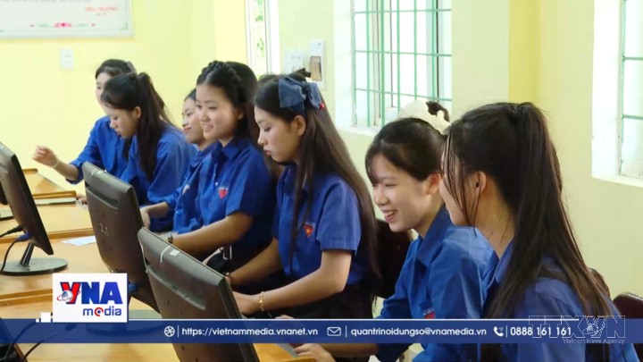 Lan tỏa kỹ năng số trong thanh thiếu nhi vùng biên
