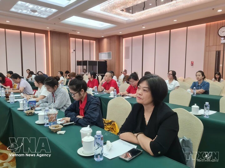 Vietnamese youth retrace President Ho Chi Minh's revolutionary footsteps in China
