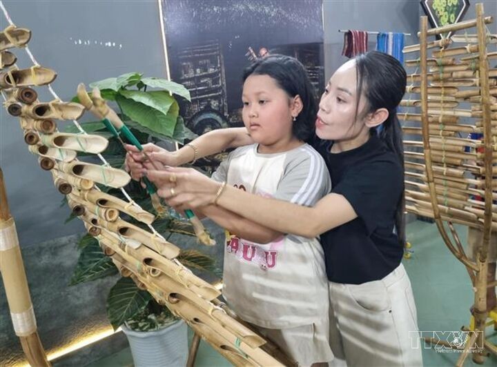 Sức trẻ gìn giữ âm nhạc truyền thống Tây Nguyên