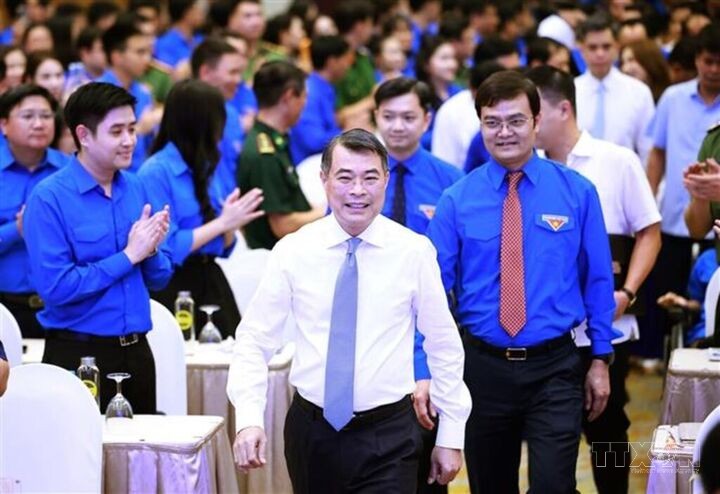 Thủ tướng đối thoại với thanh niên: Tạo cơ hội để lớp trẻ khởi nghiệp, làm chủ công nghệ
