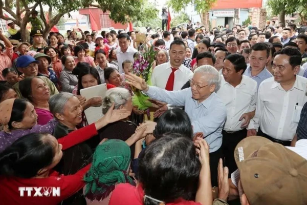 Vietnamese people mourn Party chief on social media