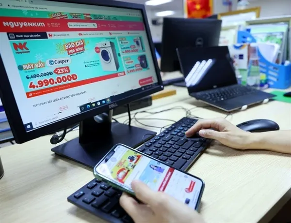 Vietnamese spend nearly 5.68 billion USD on online shopping
