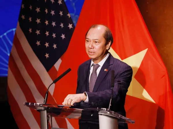 Vietnam takes part in dialogue on war legacies, peace in US