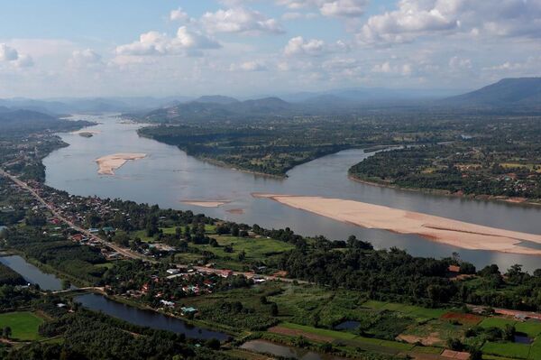 Vietnam contributes to subregional cooperation