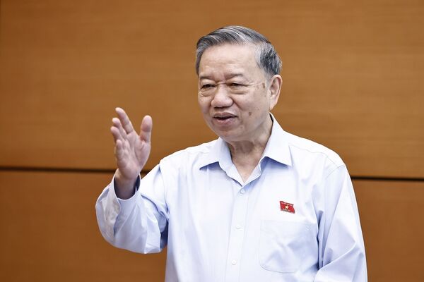Party chief’s article emphasises building of streamlined, effective political system