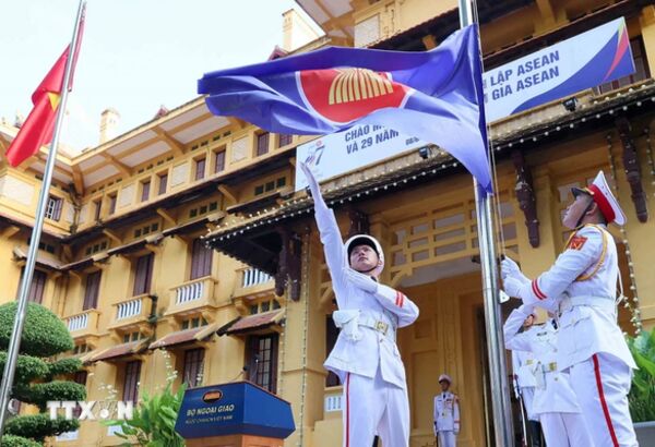 Việt Nam cùng ASEAN đổi mới để bay cao, sáng tạo để vươn xa, hội nhập để phát triển