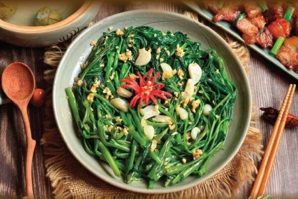 Vietnam’s morning glory stir-fry named Among the world’s 100 best vegetable dishes
