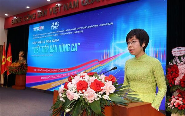 Vietnam News Agency reporters continue to write “heroic epic”