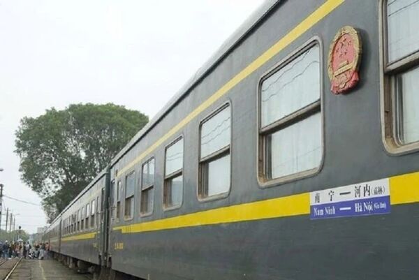 Vietnam–China international train service boosts 