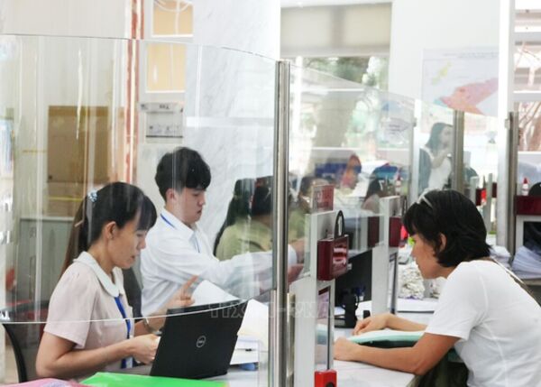 Thành phố Hồ Chí Minh: Hỗ trợ chuyển đổi nghề, việc làm; mua, thuê mua nhà ở xã hội sau sắp xếp