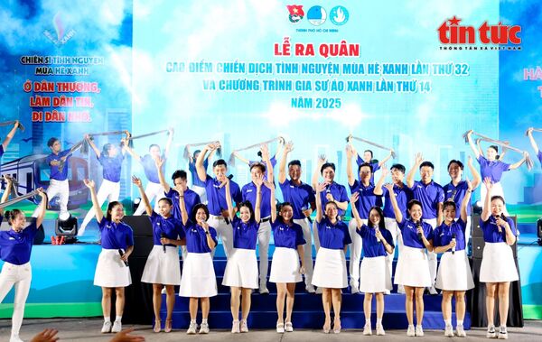 Tuổi trẻ TP Hồ Chí Minh ra quân chương trình Mùa hè xanh