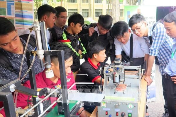Nền tảng thực hiện Nghị quyết 57-NQ/TW - Bài 2: Xây dựng các trung tâm nghiên cứu tầm cỡ