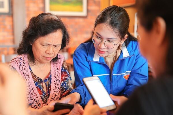 <b>“Bình dân học vụ số” thúc đẩy tiến trình chuyển đổi số ở cơ sở</b>