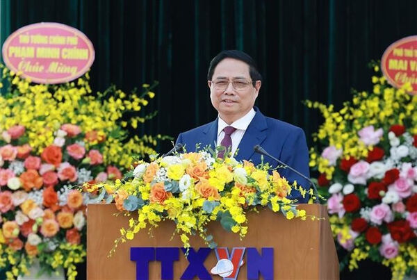VNA must continue to safeguard national interests through communications: PM