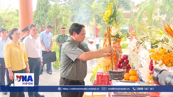 <b>Thủ tướng Phạm Minh Chính tri ân người có công tại Quảng Trị</b>