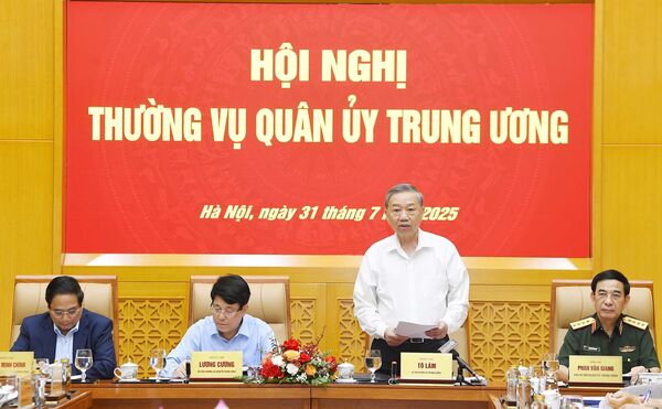 Party chief orders breakthroughs in military modernisation