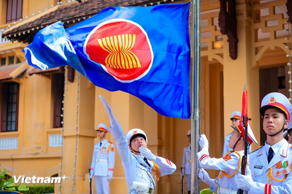 Flag-raising ceremony marks ASEAN’s 58th founding anniversary