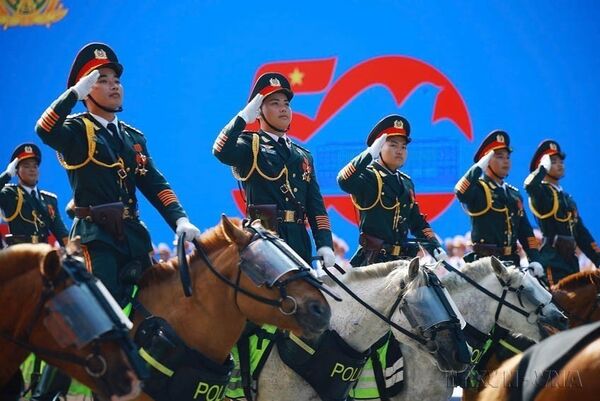 <b>“Cảnh sát Việt Nam mưu trí, dũng cảm, vì nước vì dân, quên thân phục vụ”</b>