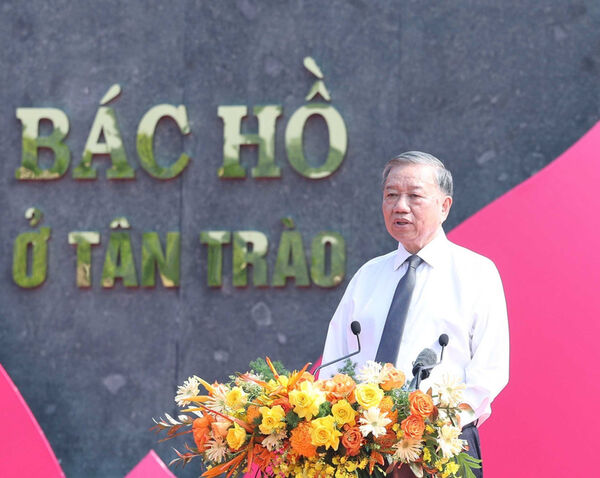 Party chief attends All People's Security Safeguard Festival in Tuyen Quang