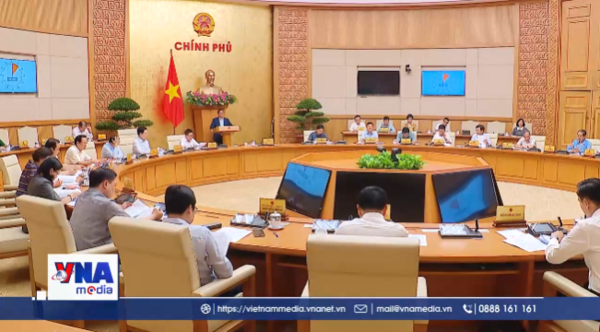 Chính phủ họp về chính quyền địa phương hai cấp