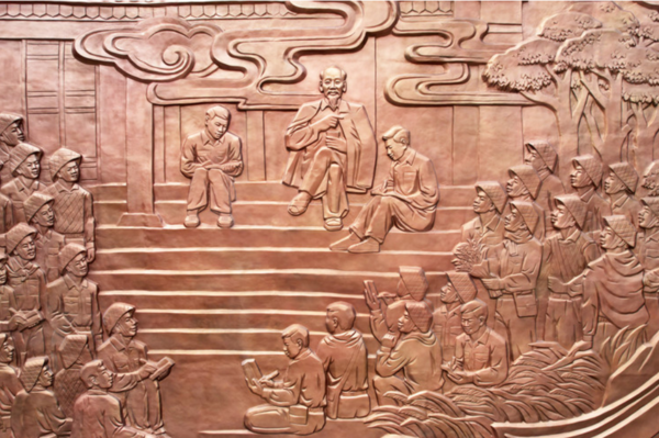 <b>Thắp sáng lòng tự hào dân tộc</b>