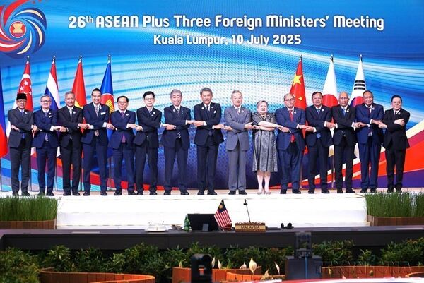 <b>Ngoại giao Việt Nam đóng góp xứng đáng vào những thành tựu chung của đất nước</b>