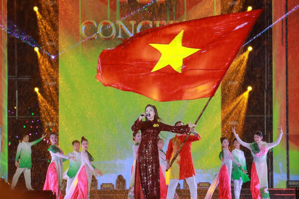 Concert 'Việt Nam trong tôi': Quyên góp 4,2 tỷ đồng cho đồng bào miền Trung