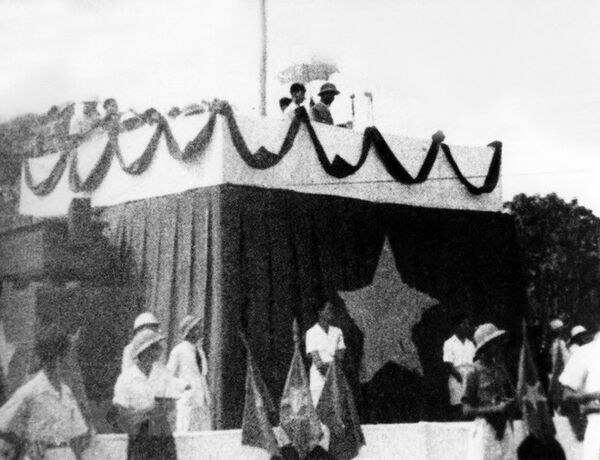 Enduring values of Declaration of Independence and spirit of September 2, 1945