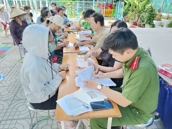 State Treasury disburses nearly 5.69 trillion VND as National Day gifts to 1,929 communes