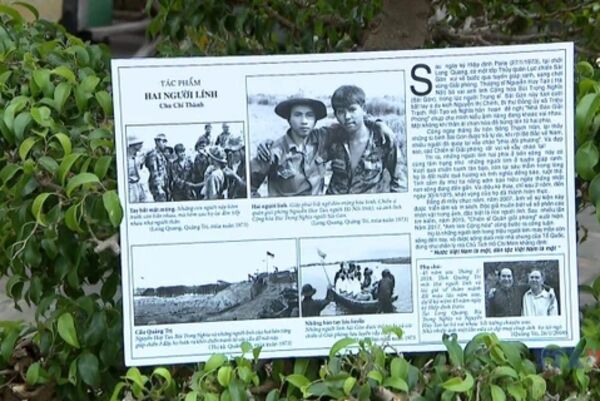 Photo of “Two Soldiers” – A symbol of peace