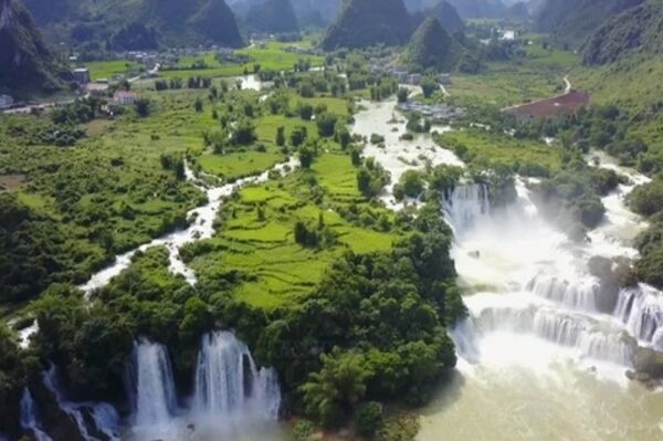 Vietnam tourism: Majestic nature