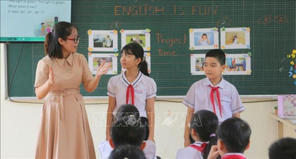 Decree on teaching in foreign languages paves way for Vietnam’s global education integration