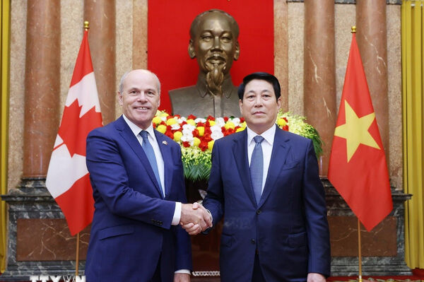 State leader welcomes newly-appointed foreign ambassadors to Vietnam