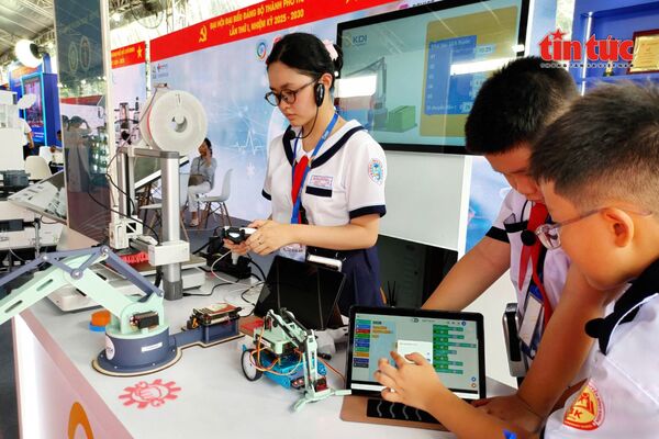 Dấu ấn đổi mới sáng tạo tại Triển lãm Công nghệ Chiến lược quốc gia