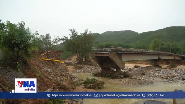 Lãnh đạo Tp.Huế kiểm tra tình hình thiệt hại tại xã Khe Tre