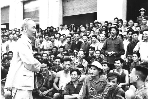 <b>“Nước lấy dân làm gốc”</b>