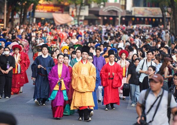 Resolution No. 57-NQ/TW: Driving cultural innovation, showcasing traditional values