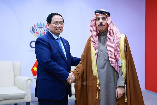 PM proposes three strategic assurances for growth at G20 Summit